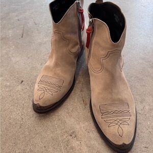 Golden Goose Ankle Boot in Tan Suede Size 9